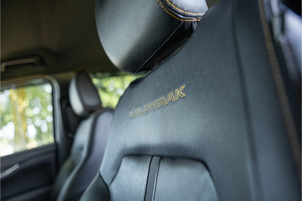 Ford Ranger 2.0 EcoBlue Wildtrak | Dubbel cabine | ACC | 360 Camera | Bang & Olufsen | Dodehoek detector | Trekhaak | Stoelverwarming | CarPlay | Navigatie | Nieuwe APK
