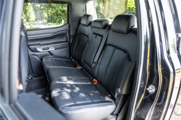 Ford Ranger 2.0 EcoBlue Wildtrak | Dubbel cabine | ACC | 360 Camera | Bang & Olufsen | Dodehoek detector | Trekhaak | Stoelverwarming | CarPlay | Navigatie | Nieuwe APK