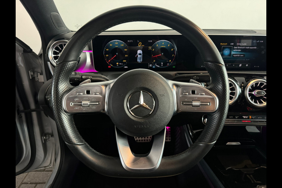 Mercedes-Benz A-Klasse 200 Premium Pano|Sfeer|Camera|Night