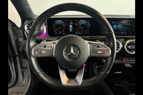 Mercedes-Benz A-Klasse 200 Premium Pano|Sfeer|Camera|Night