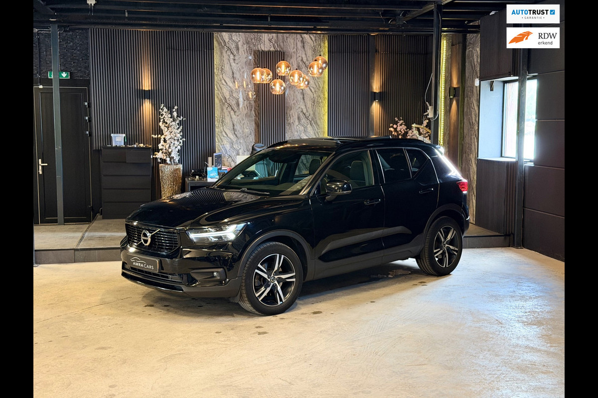 Volvo XC40 2.0 T4 R-Design