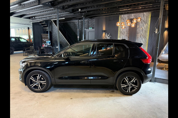Volvo XC40 2.0 T4 R-Design