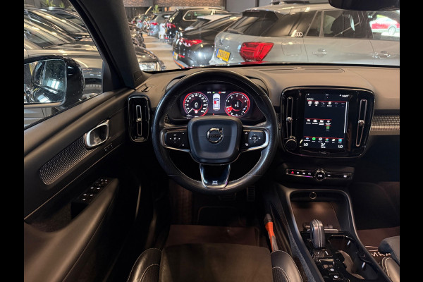 Volvo XC40 2.0 T4 R-Design