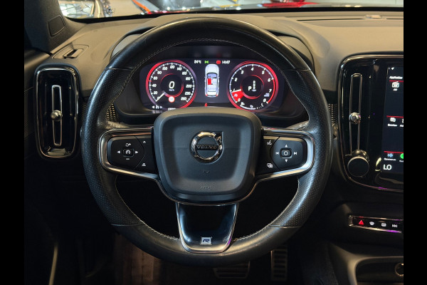 Volvo XC40 2.0 T4 R-Design