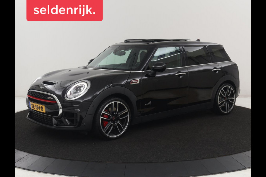 MINI Clubman 2.0 John Cooper Works ALL4 Chili | Panoramadak | Head-up | Navigatie | Cruise control | Carplay | Climate control | Achteruitrij camera | Stoelverwarming | DAB radio