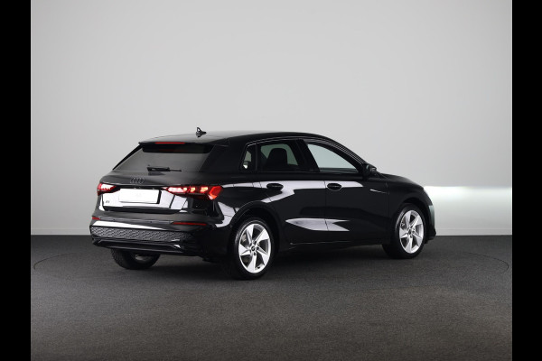 Audi A3 Sportback 40 TFSI e Advanced edition 204pk | Private Lease € 648,00 per maand* | Navigatie | Parkeercamera | Adaptieve cruise controle | Apple carplay-/ Android Auto | Verlengde garantie