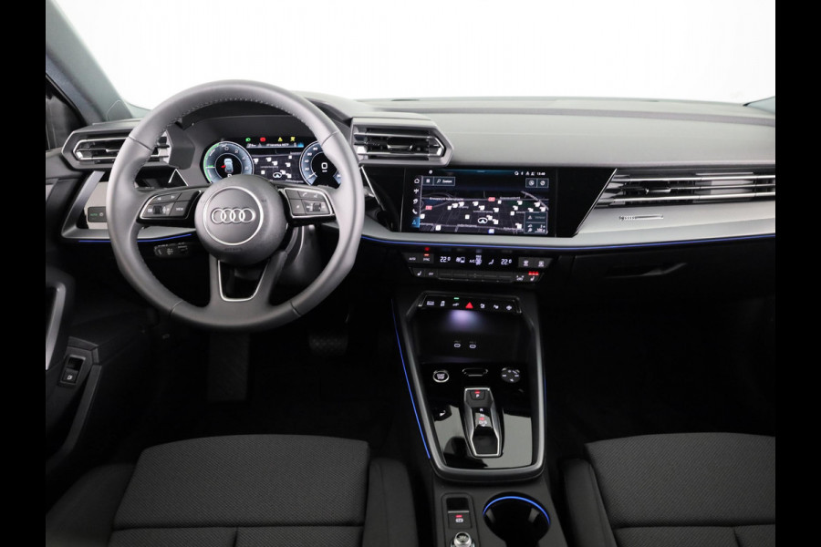 Audi A3 Sportback 40 TFSI e Advanced edition 204pk | Private Lease € 648,00 per maand* | Navigatie | Parkeercamera | Adaptieve cruise controle | Apple carplay-/ Android Auto | Verlengde garantie