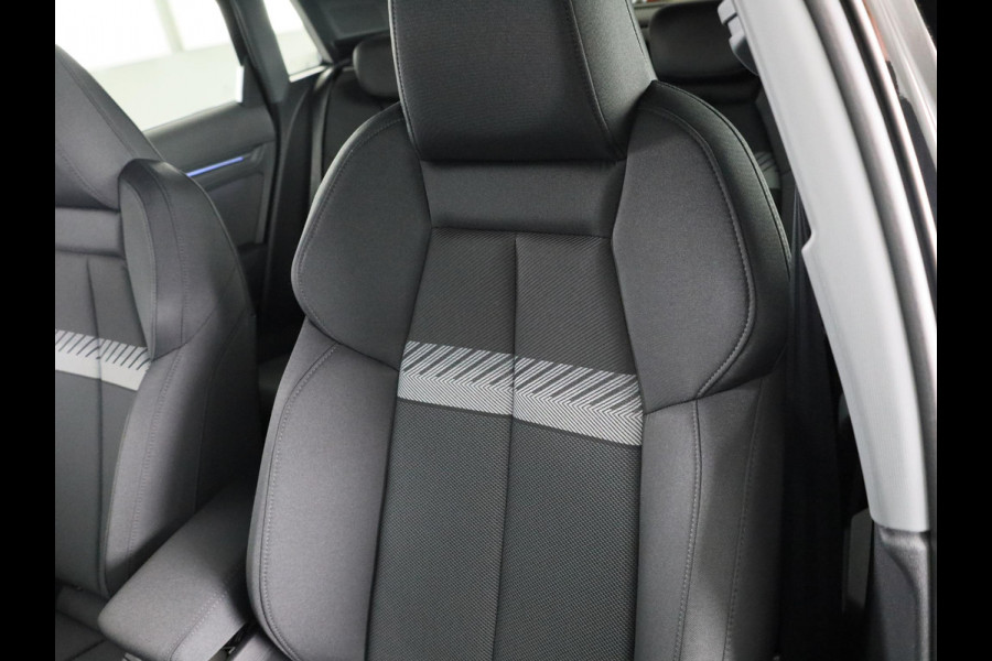 Audi A3 Sportback 40 TFSI e Advanced edition 204pk | Private Lease € 648,00 per maand* | Navigatie | Parkeercamera | Adaptieve cruise controle | Apple carplay-/ Android Auto | Verlengde garantie