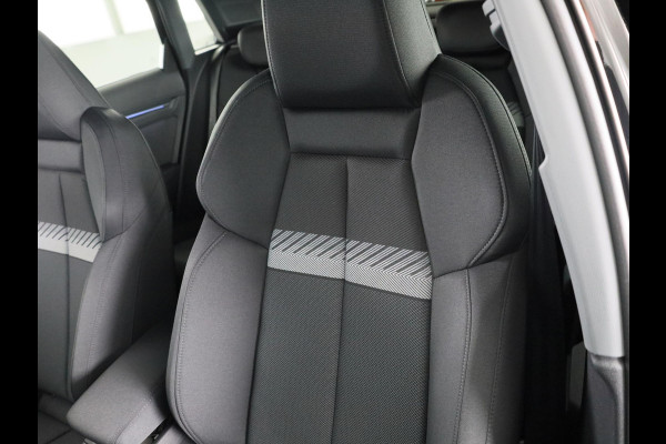 Audi A3 Sportback 40 TFSI e Advanced edition 204pk | Private Lease € 648,00 per maand* | Navigatie | Parkeercamera | Adaptieve cruise controle | Apple carplay-/ Android Auto | Verlengde garantie