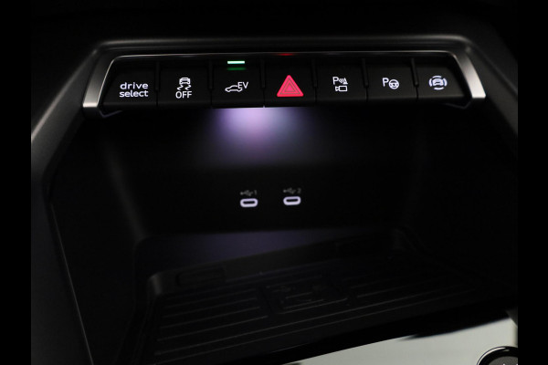 Audi A3 Sportback 40 TFSI e Advanced edition 204pk | Private Lease € 648,00 per maand* | Navigatie | Parkeercamera | Adaptieve cruise controle | Apple carplay-/ Android Auto | Verlengde garantie