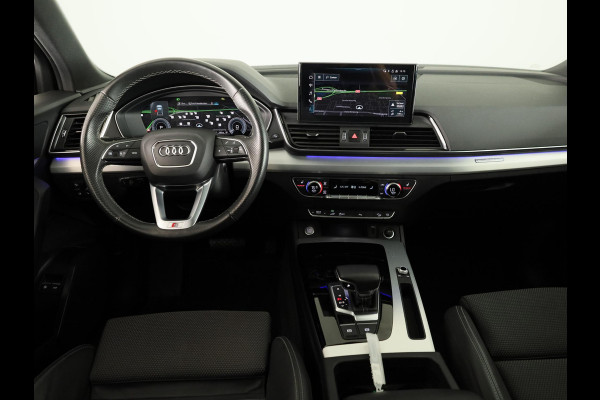 Audi Q5 50 TFSI e S edition 299pk | Panoramadak | Navigatie | Parkeercamera | Stoelverwarming | S-line interieur