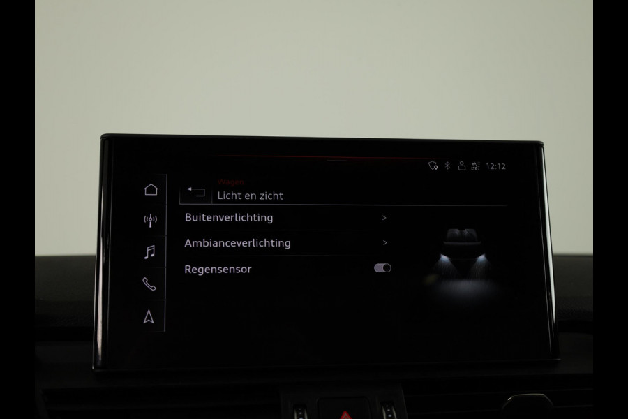 Audi Q5 50 TFSI e S edition 299pk | Panoramadak | Navigatie | Parkeercamera | Stoelverwarming | S-line interieur