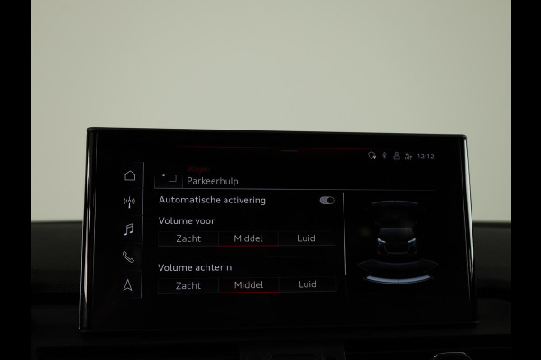 Audi Q5 50 TFSI e S edition 299pk | Panoramadak | Navigatie | Parkeercamera | Stoelverwarming | S-line interieur