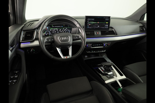 Audi Q5 50 TFSI e S edition 299pk | Panoramadak | Navigatie | Parkeercamera | Stoelverwarming | S-line interieur