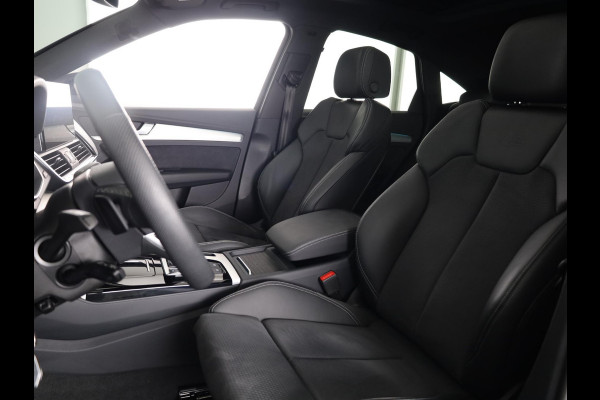 Audi Q5 Sportback 55 TFSI e S edition Competition 367pk | Panoramadak | Trekhaak | Head uo Display | B&O Premium Audio | Verlengde garantie | S-line interieur