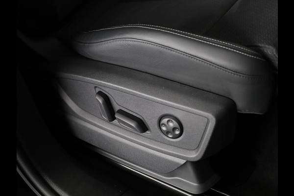 Audi Q5 Sportback 55 TFSI e S edition Competition 367pk | Panoramadak | Trekhaak | Head uo Display | B&O Premium Audio | Verlengde garantie | S-line interieur