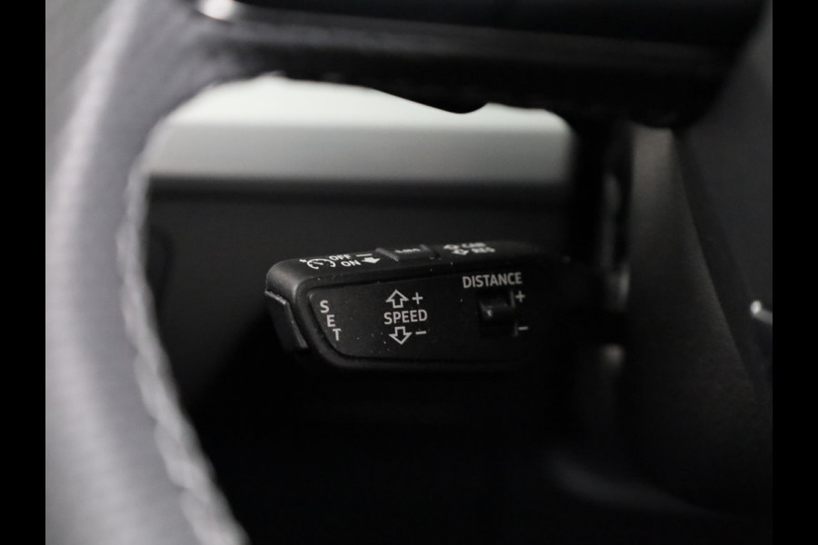 Audi Q5 Sportback 55 TFSI e S edition Competition 367pk | Panoramadak | Trekhaak | Head uo Display | B&O Premium Audio | Verlengde garantie | S-line interieur