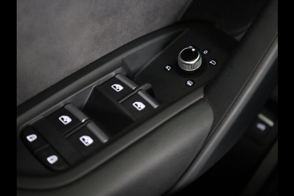 Audi Q5 Sportback 55 TFSI e S edition Competition 367pk | Panoramadak | Trekhaak | Head uo Display | B&O Premium Audio | Verlengde garantie | S-line interieur