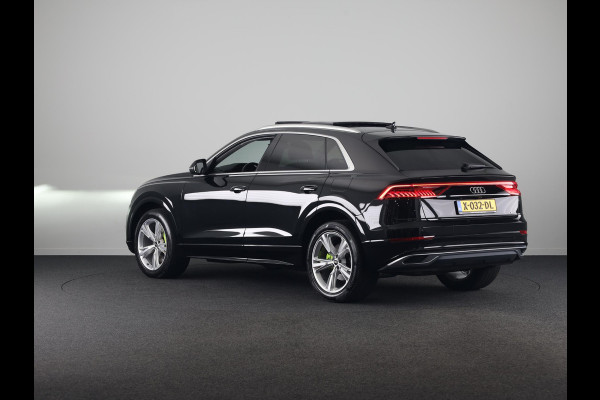 Audi Q8 55 TFSI e quattro Pro Line 380pk | Panoramadak | Pack Tour | Keyless pakket | 20 inch lichtmetalen velgen
