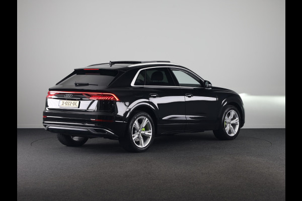 Audi Q8 55 TFSI e quattro Pro Line 380pk | Panoramadak | Pack Tour | Keyless pakket | 20 inch lichtmetalen velgen