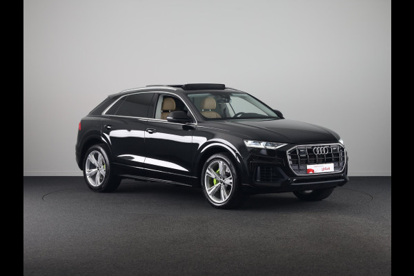 Audi Q8 55 TFSI e quattro Pro Line 380pk | Panoramadak | Pack Tour | Keyless pakket | 20 inch lichtmetalen velgen