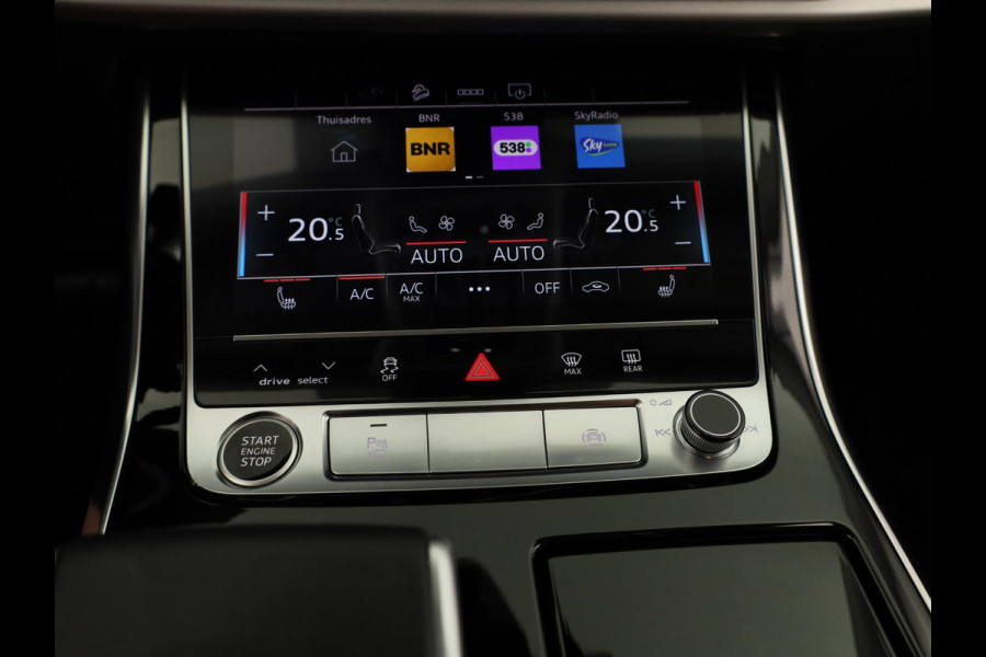 Audi Q8 55 TFSI e quattro Pro Line 380pk | Panoramadak | Pack Tour | Keyless pakket | 20 inch lichtmetalen velgen