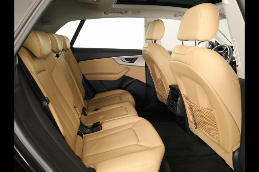 Audi Q8 55 TFSI e quattro Pro Line 380pk | Panoramadak | Pack Tour | Keyless pakket | 20 inch lichtmetalen velgen