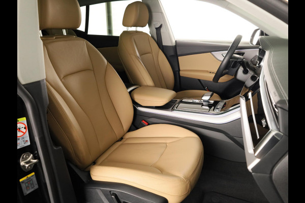 Audi Q8 55 TFSI e quattro Pro Line 380pk | Panoramadak | Pack Tour | Keyless pakket | 20 inch lichtmetalen velgen