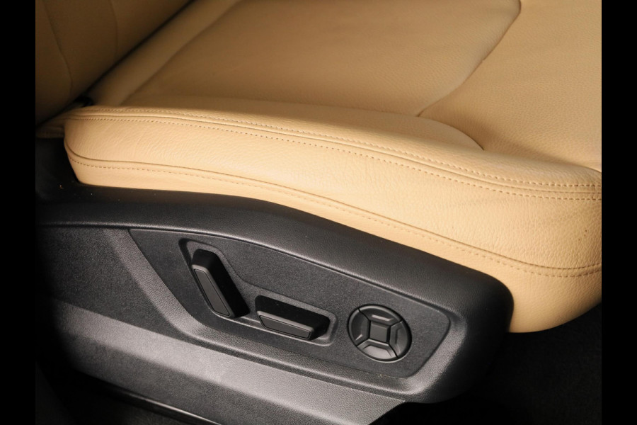 Audi Q8 55 TFSI e quattro Pro Line 380pk | Panoramadak | Pack Tour | Keyless pakket | 20 inch lichtmetalen velgen