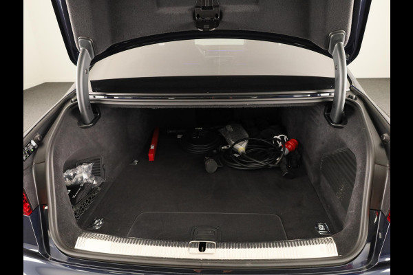 Audi A8 60 TFSI e quattro Lang 462pk | Panoramadak | Ventilatie + massage voor en achter | HUD | Luchtvering |