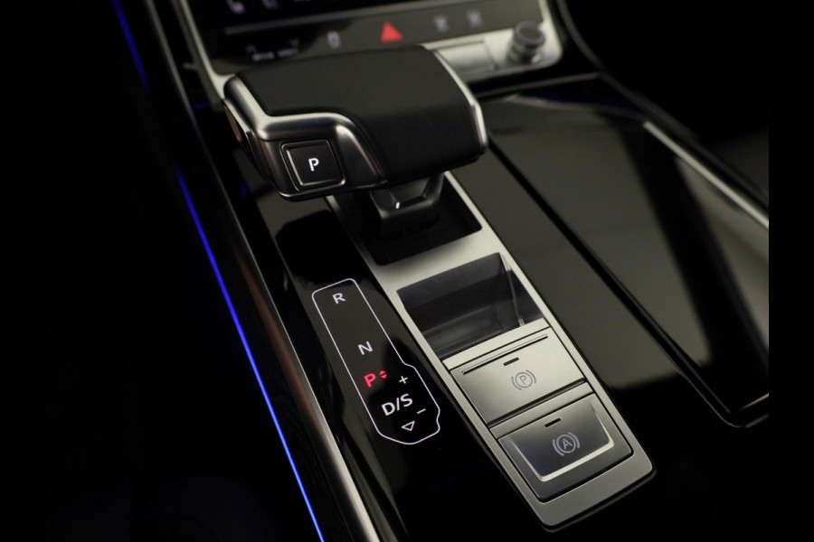 Audi A8 60 TFSI e quattro Lang 462pk | Panoramadak | Ventilatie + massage voor en achter | HUD | Luchtvering |