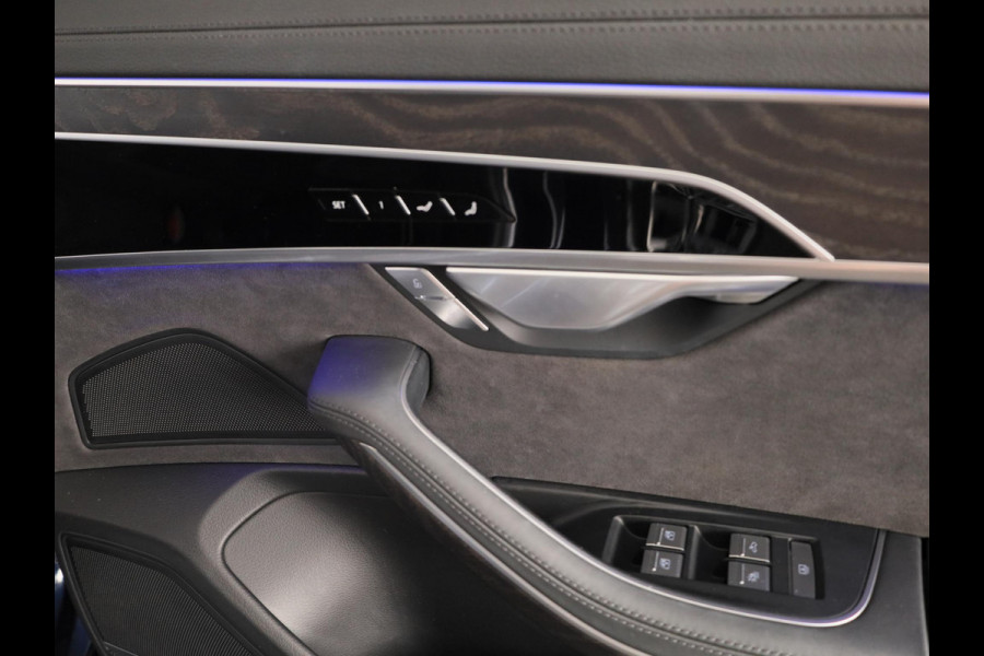 Audi A8 60 TFSI e quattro Lang 462pk | Panoramadak | Ventilatie + massage voor en achter | HUD | Luchtvering |