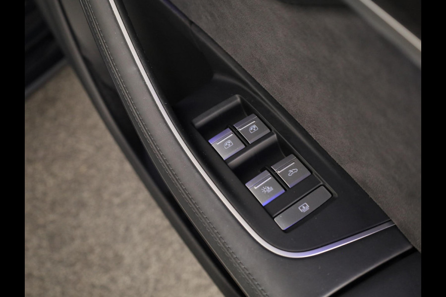 Audi A8 60 TFSI e quattro Lang 462pk | Panoramadak | Ventilatie + massage voor en achter | HUD | Luchtvering |