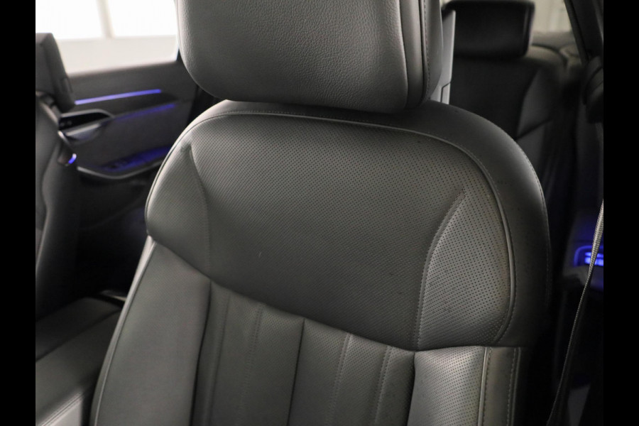 Audi A8 60 TFSI e quattro Lang 462pk | Panoramadak | Ventilatie + massage voor en achter | HUD | Luchtvering |
