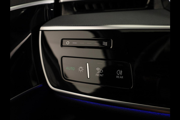 Audi A8 60 TFSI e quattro Lang 462pk | Panoramadak | Ventilatie + massage voor en achter | HUD | Luchtvering |