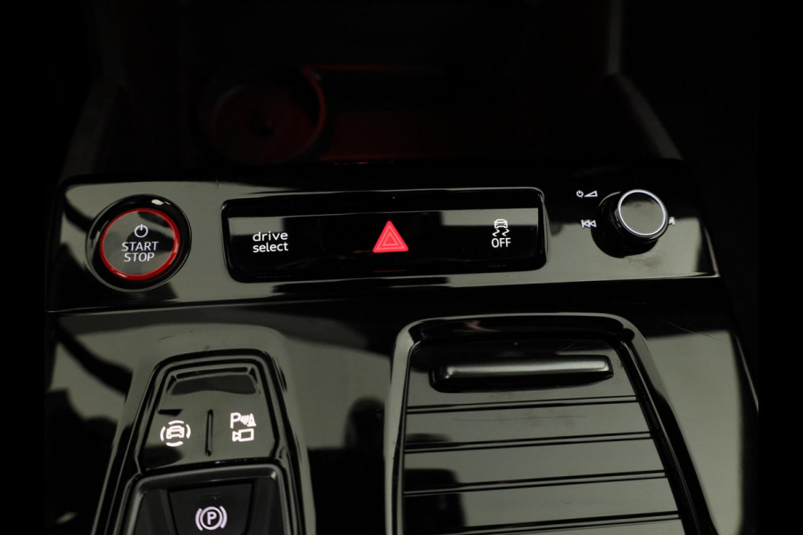 Audi A6 Avant e-tron S edition performance 100 kWh 367pk | SOH 98,74% | Panoramadak | Luchtvering | Trekhaak | B&O Audio | Head up Display | Verlengde garantie