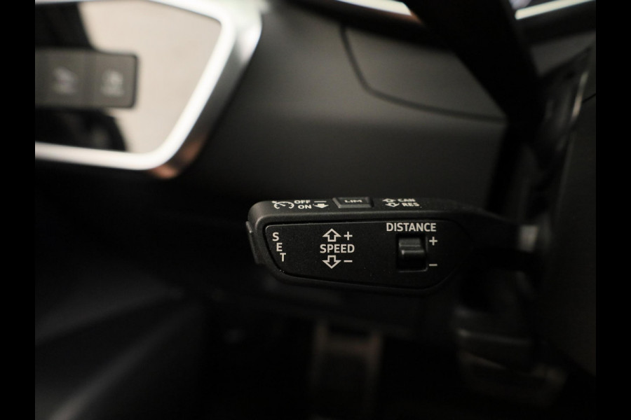 Audi A6 Avant 55 TFSI e quattro Pro Line S Competition 367pk | Panoramadak | Wegklapbare trekhaak | B&O Audio | Parkeercamera