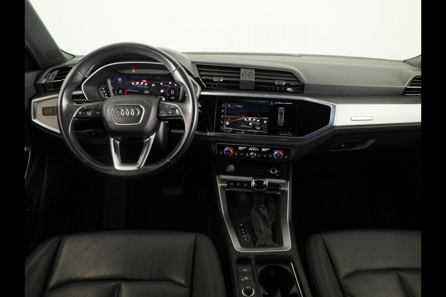 Audi Q3 35 TFSI Pro Line 150pk | Navigatie | Lederen bekleding | Elektrisch verstelbare voorstoelen | Parkeersensoren voor en achter |