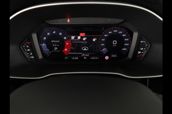 Audi Q3 35 TFSI Pro Line 150pk | Navigatie | Lederen bekleding | Elektrisch verstelbare voorstoelen | Parkeersensoren voor en achter |