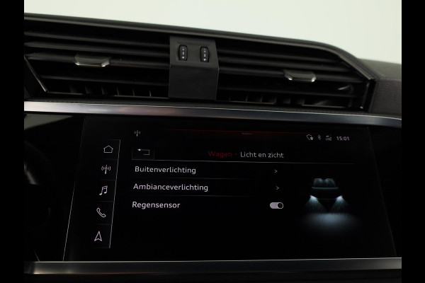 Audi Q3 35 TFSI Pro Line 150pk | Navigatie | Lederen bekleding | Elektrisch verstelbare voorstoelen | Parkeersensoren voor en achter |