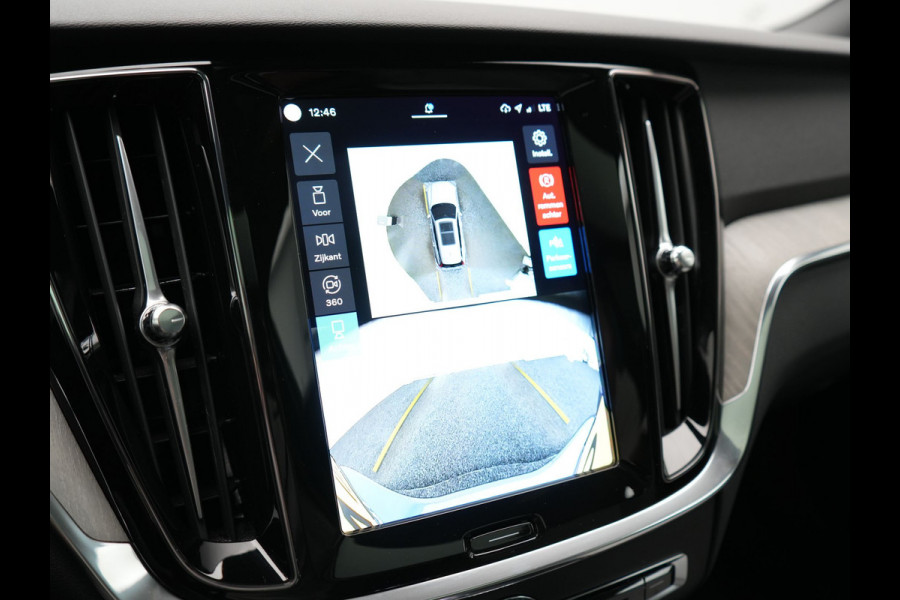 Volvo V60 T6 AWD Plus Bright LONG RANGE PHEV 350pk Dealer O.H. | Trekhaak Af Fabriek | Panodak | Adaptive Cruise | 360 Camera | Comfortstoelen Memory & Verwarmd | Stuur Verwarmd | Keyless | Blis | Apple Carplay | Google Assistent | DAB | Plug In Hybrid |