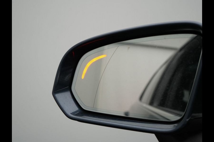 Volvo V60 T6 AWD Plus Bright LONG RANGE PHEV 350pk Dealer O.H. | Trekhaak Af Fabriek | Panodak | Adaptive Cruise | 360 Camera | Comfortstoelen Memory & Verwarmd | Stuur Verwarmd | Keyless | Blis | Apple Carplay | Google Assistent | DAB | Plug In Hybrid |