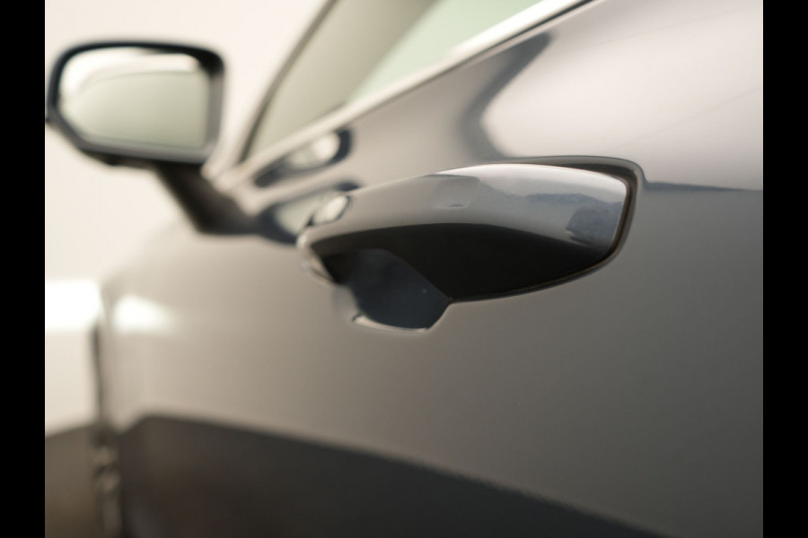 Volvo V60 T6 AWD Plus Bright LONG RANGE PHEV 350pk Dealer O.H. | Trekhaak Af Fabriek | Panodak | Adaptive Cruise | 360 Camera | Comfortstoelen Memory & Verwarmd | Stuur Verwarmd | Keyless | Blis | Apple Carplay | Google Assistent | DAB | Plug In Hybrid |