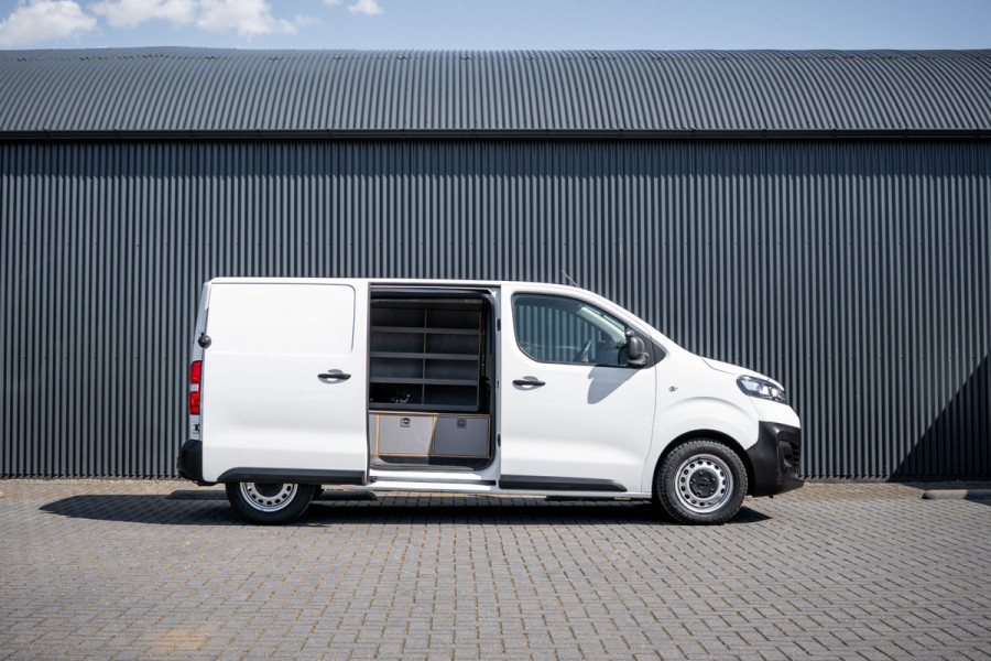 Opel Vivaro 1.5 L2H1 | 3-Zits | 1e Eigenaar | Cruise | PDC | Airco
