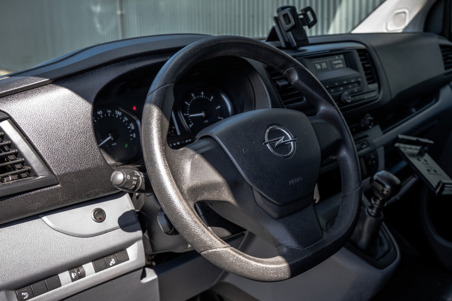 Opel Vivaro 1.5 L2H1 | 3-Zits | 1e Eigenaar | Cruise | PDC | Airco