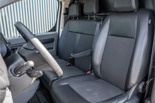 Opel Vivaro 1.5 L2H1 | 3-Zits | 1e Eigenaar | Cruise | PDC | Airco