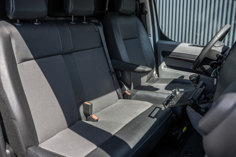 Opel Vivaro 1.5 L2H1 | 3-Zits | 1e Eigenaar | Cruise | PDC | Airco