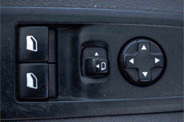 Opel Vivaro 1.5 L2H1 | 3-Zits | 1e Eigenaar | Cruise | PDC | Airco