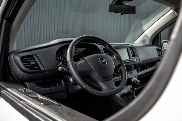 Opel Vivaro 1.5 | 3-Zits | 1e Eigenaar | Camera | Inrichting | Cruise | Airco | Trekhaak
