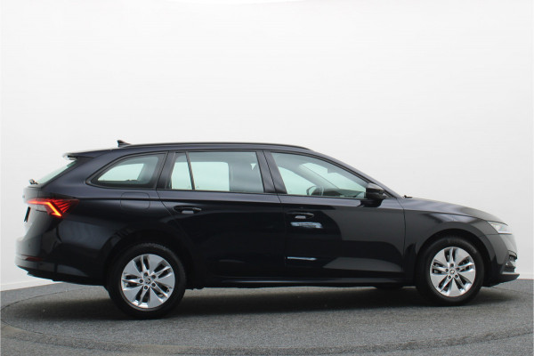 Škoda Octavia Combi 1.0 e-TSI DSG Business Edition Virtual Cockpit, Cruise, Apple Carplay, Rijstrooksensor, LED, DAB, PDC, 16''